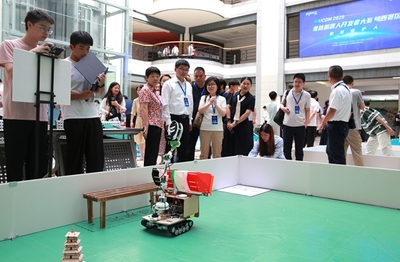 2025?？箼C(jī)器人開發(fā)者大賽陜西省賽在我校成功舉辦，數(shù)字文化創(chuàng)意軟件開發(fā)成亮點(diǎn)