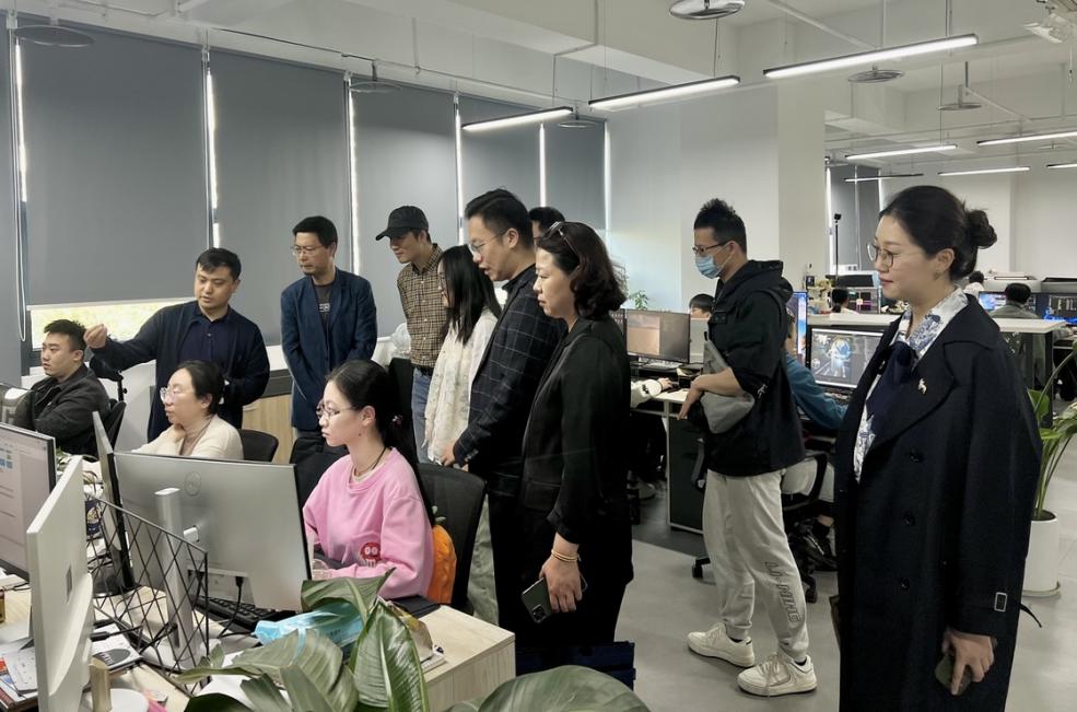 訪企拓崗促發(fā)展 學(xué)院黨委赴江蘇有維文化科技調(diào)研數(shù)字文化創(chuàng)意軟件開發(fā)